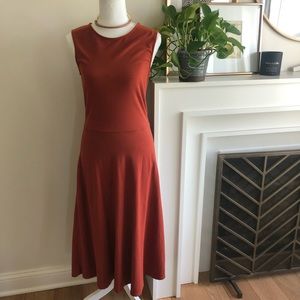 Who What Wear Sleeveless Midi Dress in Rust - Size XS